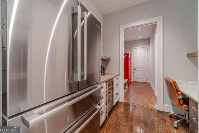 220 Audreys Way, Suwanee, GA 30024