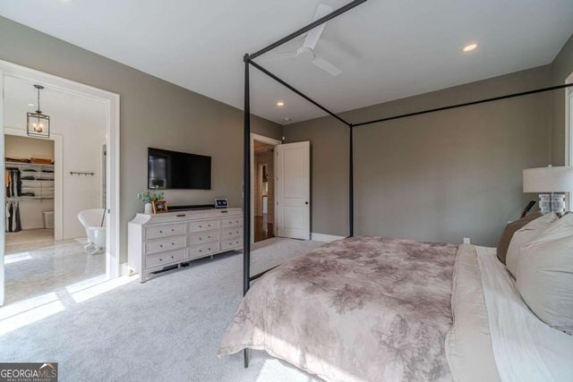 220 Audreys Way, Suwanee, GA 30024