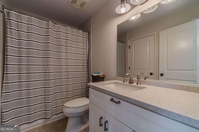 220 Audreys Way, Suwanee, GA 30024