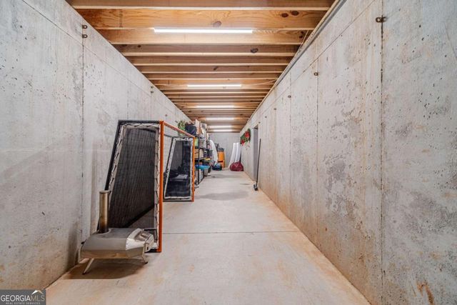 220 Audreys Way, Suwanee, GA 30024