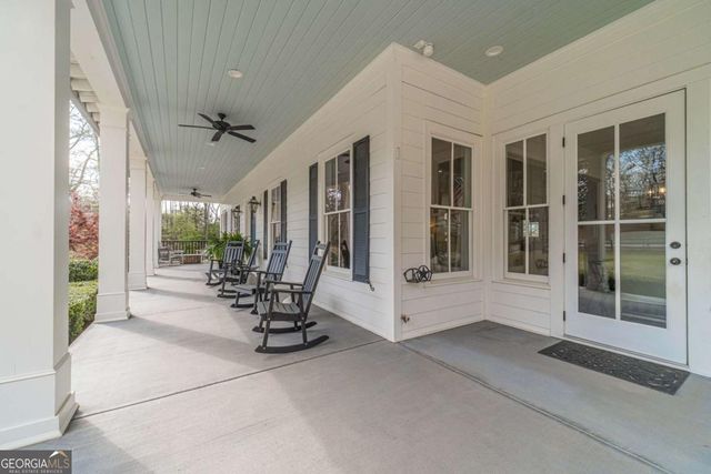 220 Audreys Way, Suwanee, GA 30024