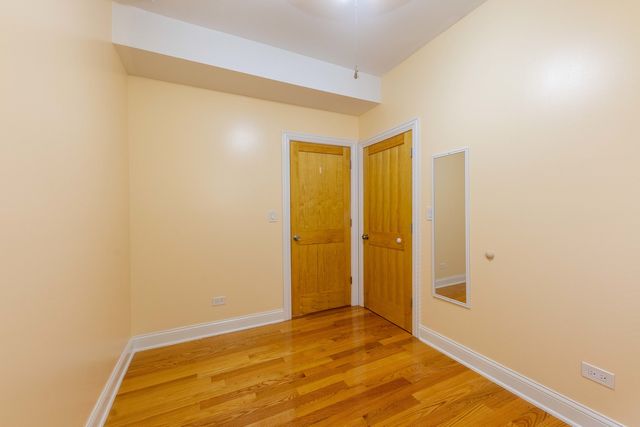 3517 W Diversey Avenue, Chicago, IL 60647