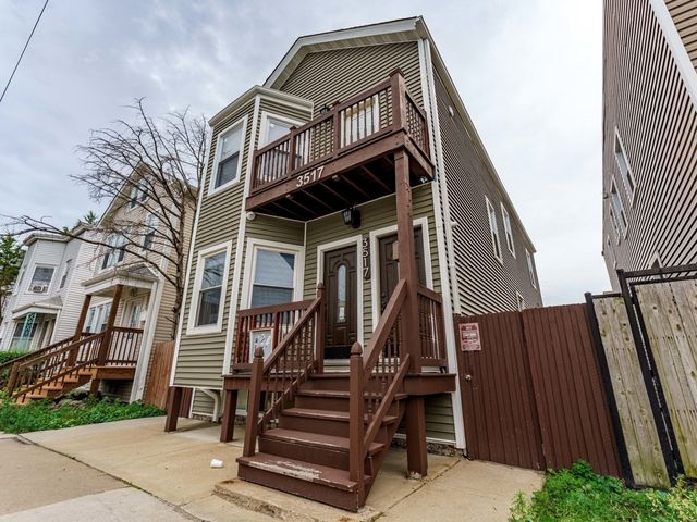 3517 W Diversey Avenue, Chicago, IL 60647