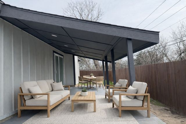 500 Seagull Court, Irving, TX 75060