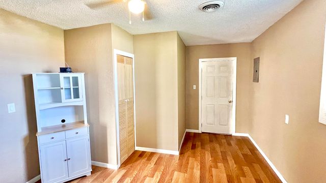 912 3rd Street, Monett, MO 65708