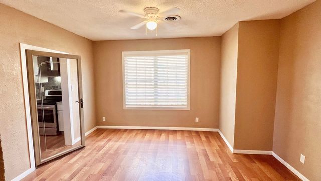 912 3rd Street, Monett, MO 65708