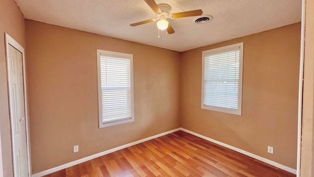 912 3rd Street, Monett, MO 65708