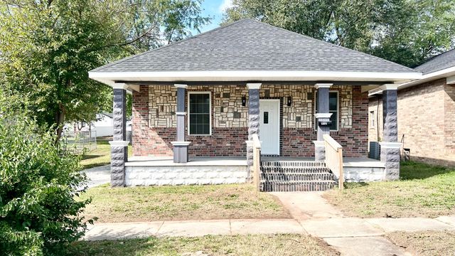 912 3rd Street, Monett, MO 65708