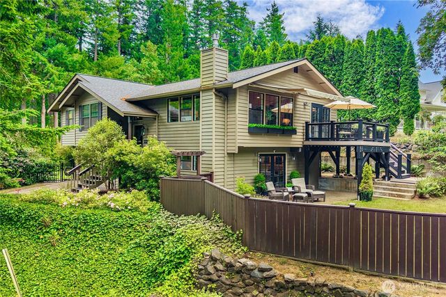 2101 NE William E Sutton Road, Bremerton, WA 98311