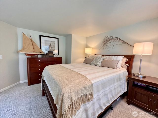 2101 NE William E Sutton Road, Bremerton, WA 98311