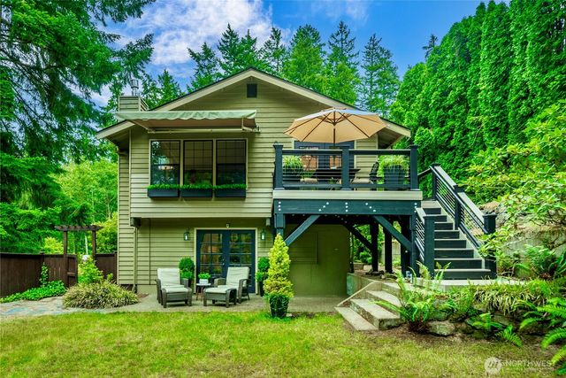 2101 NE William E Sutton Road, Bremerton, WA 98311
