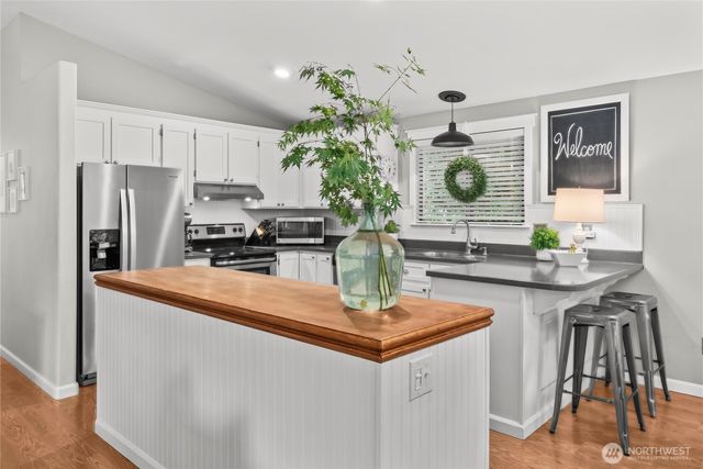 2101 NE William E Sutton Road, Bremerton, WA 98311