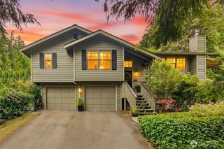 2101 NE William E Sutton Road, Bremerton, WA 98311