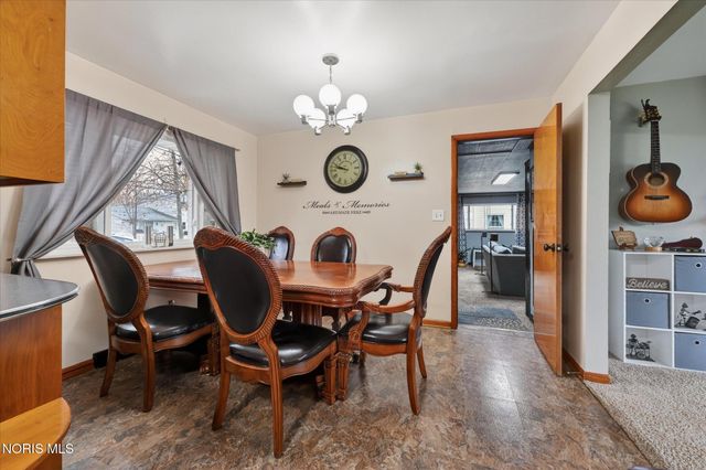 1635 S Clinton Street, Defiance, OH 43512