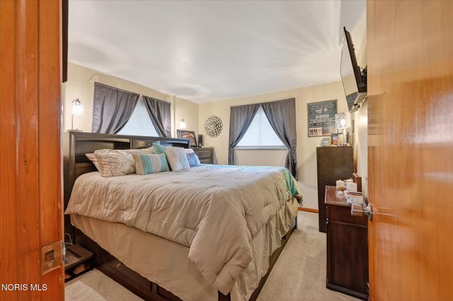 1635 S Clinton Street, Defiance, OH 43512