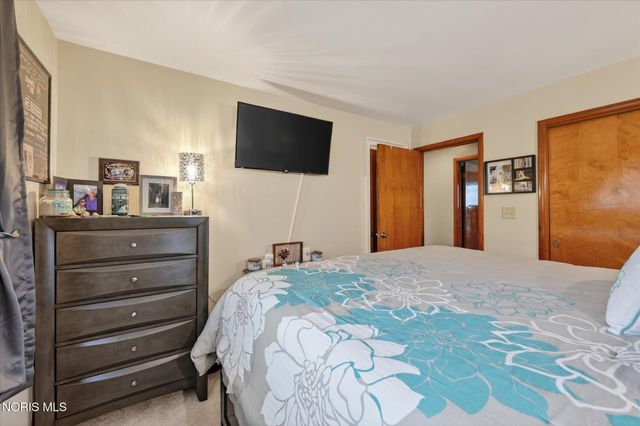 1635 S Clinton Street, Defiance, OH 43512