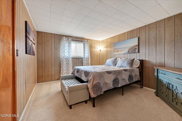 1635 S Clinton Street, Defiance, OH 43512