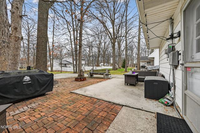 1635 S Clinton Street, Defiance, OH 43512