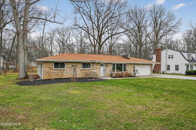 1635 S Clinton Street, Defiance, OH 43512