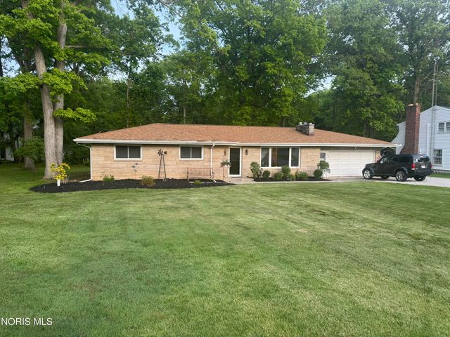 1635 S Clinton Street, Defiance, OH 43512