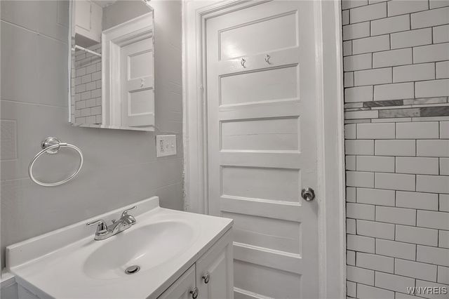 106 Gallatin Avenue, Buffalo, NY 14207