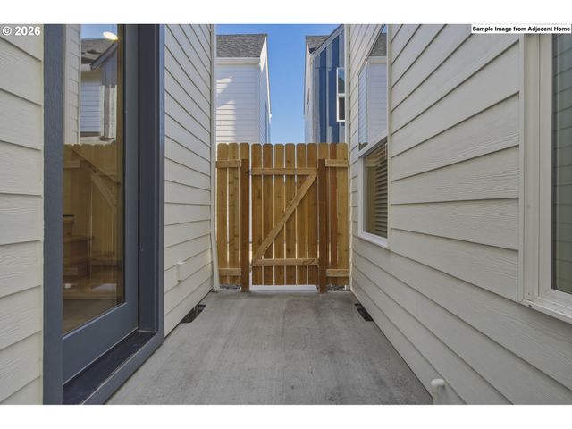 7065 Se 60th Ave, Portland, OR 97206