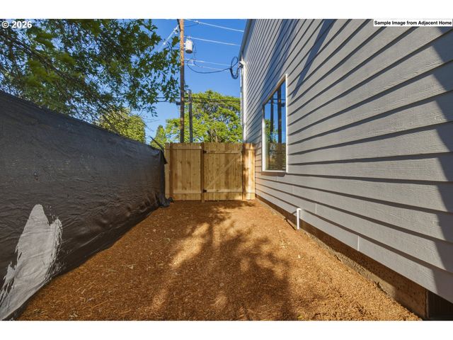 7065 Se 60th Ave, Portland, OR 97206
