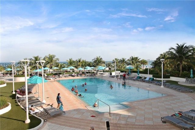 100 Lincoln Rd 1537, Miami Beach, FL 33139