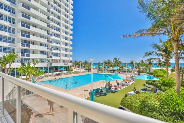 100 Lincoln Rd 1537, Miami Beach, FL 33139