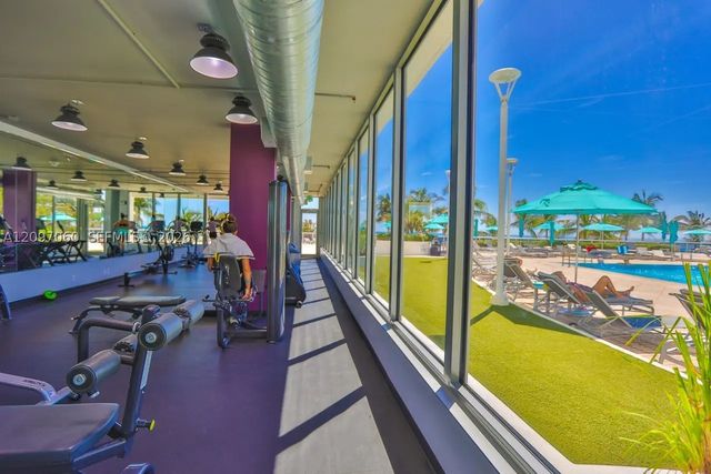 100 Lincoln Rd 1537, Miami Beach, FL 33139