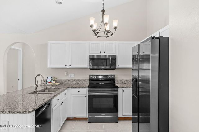 1939 Blue Ridge Avenue, Melbourne, FL 32935