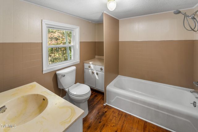 9494 Porterfield Highway, Abingdon, VA 24210