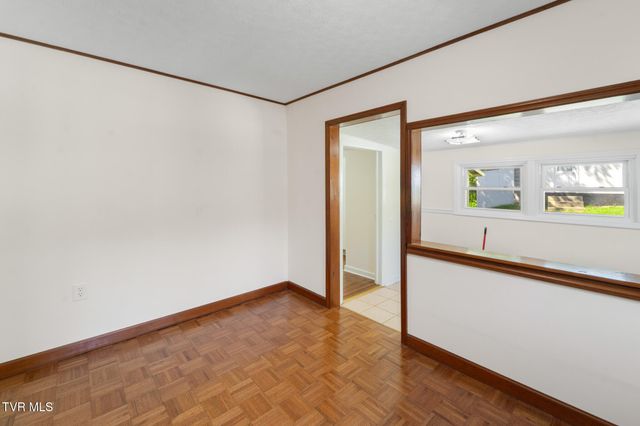 9494 Porterfield Highway, Abingdon, VA 24210