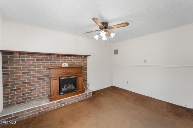 9494 Porterfield Highway, Abingdon, VA 24210