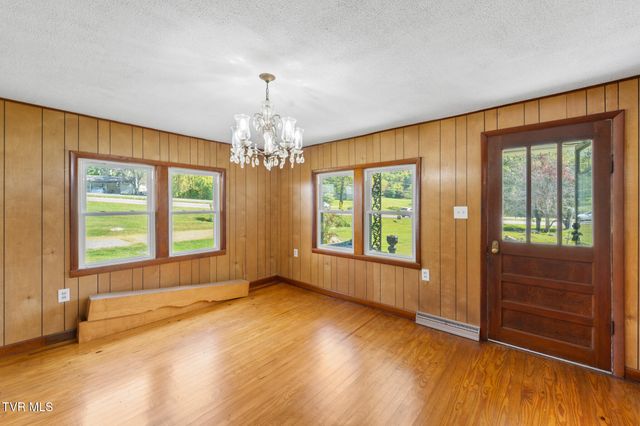 9494 Porterfield Highway, Abingdon, VA 24210