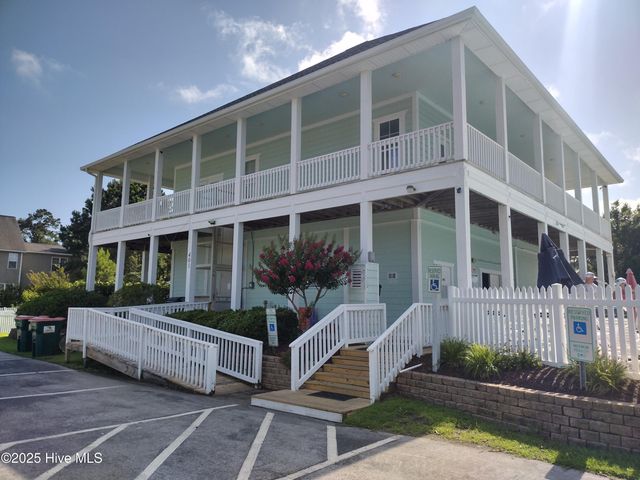 510 Shipmast Court, Beaufort, NC 28516