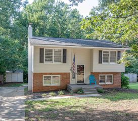 1407 E Yellow Wood Drive, Simpsonville, SC 29680