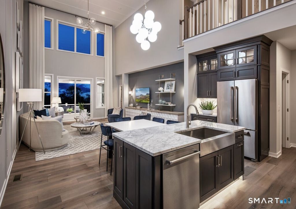 3 Edgewood Way 26, Woodbridge, CT 06525