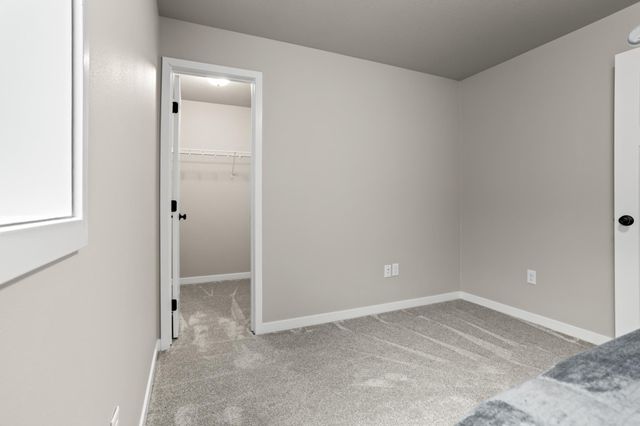 1306 22nd Avenue W, West Fargo, ND 58078