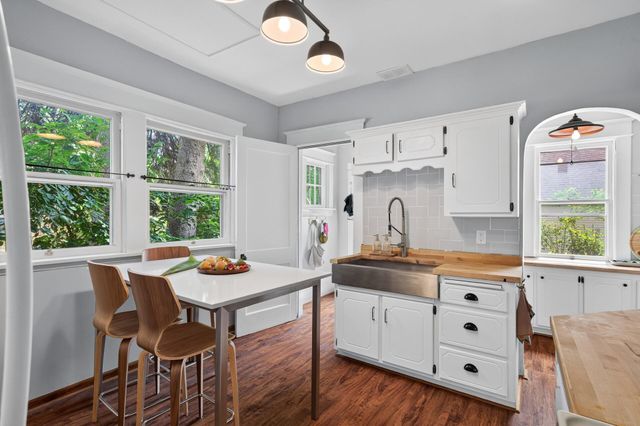 124 Baker Street W, Saint Paul, MN 55107