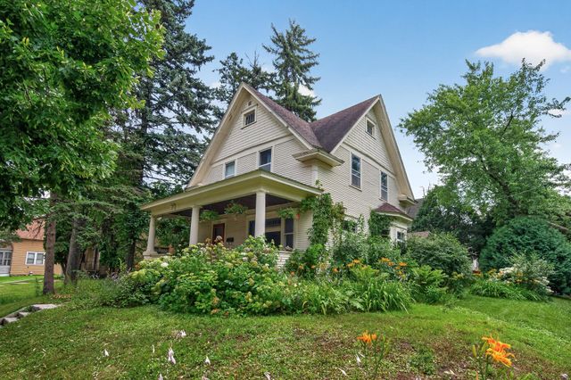 124 Baker Street W, Saint Paul, MN 55107
