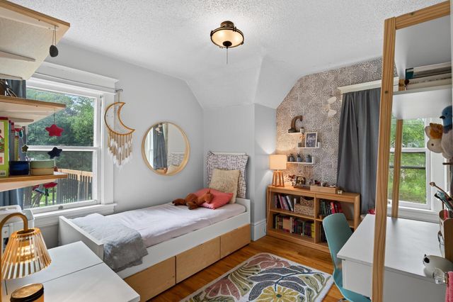 124 Baker Street W, Saint Paul, MN 55107