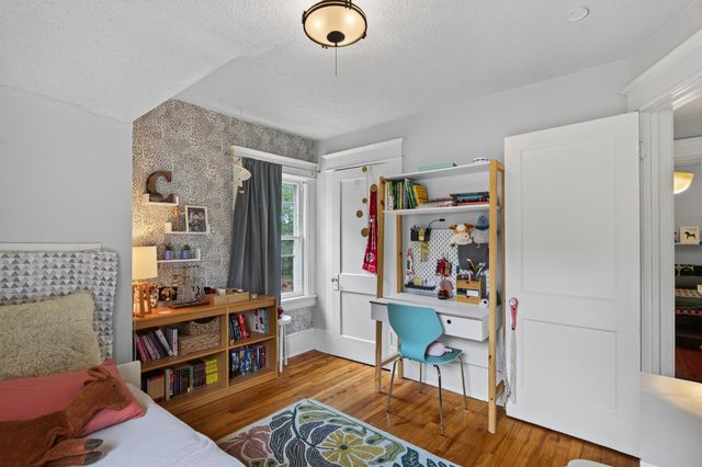 124 Baker Street W, Saint Paul, MN 55107