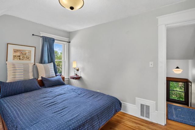 124 Baker Street W, Saint Paul, MN 55107