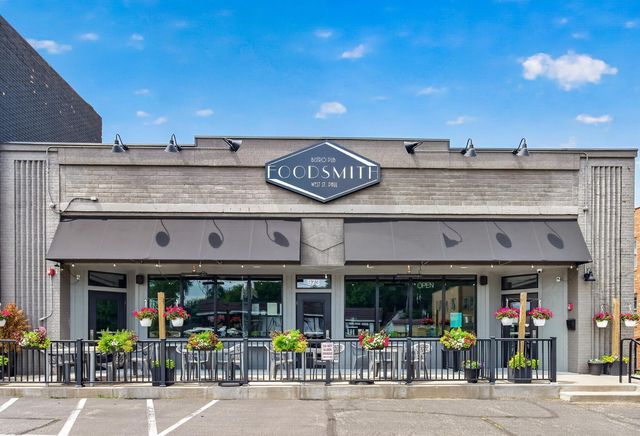 124 Baker Street W, Saint Paul, MN 55107