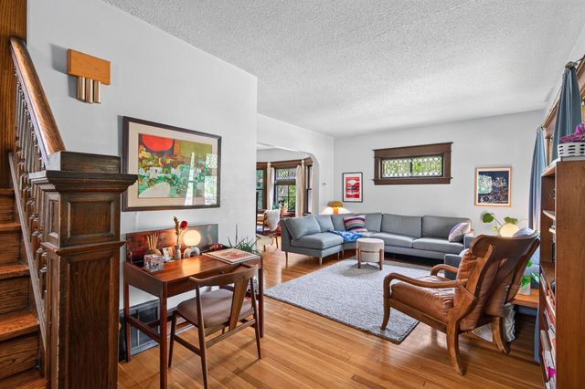 124 Baker Street W, Saint Paul, MN 55107