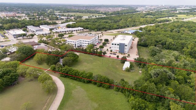 2121 E E Pecan Lane, Plano, TX 75074