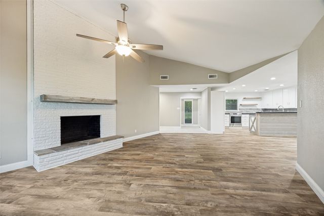 2121 E E Pecan Lane, Plano, TX 75074