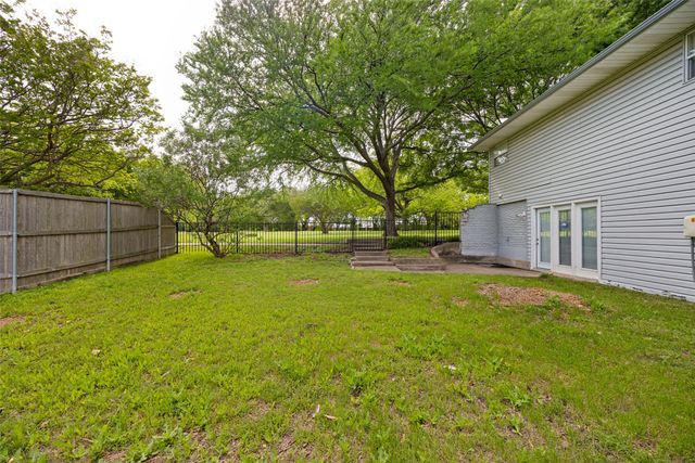 2121 E E Pecan Lane, Plano, TX 75074