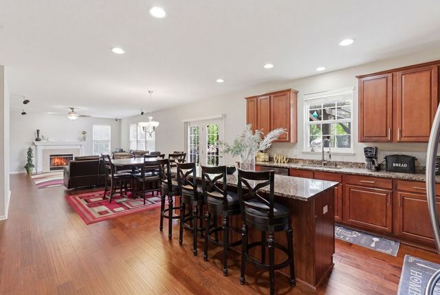 2546 W Autumn Drive, Round Lake, IL 60073